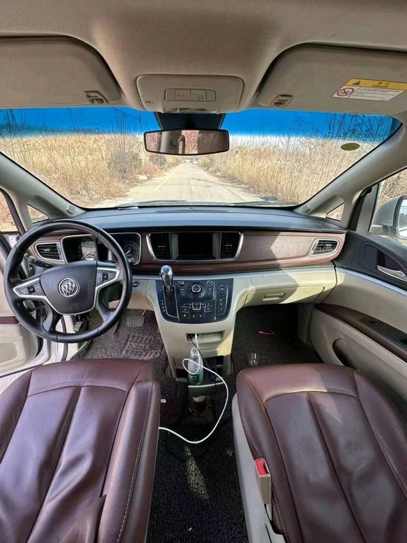 枣庄17年别克GL85