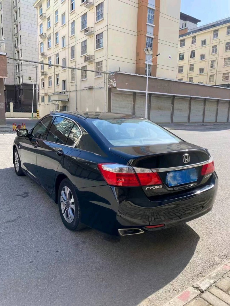 邯郸16年本田雅阁3