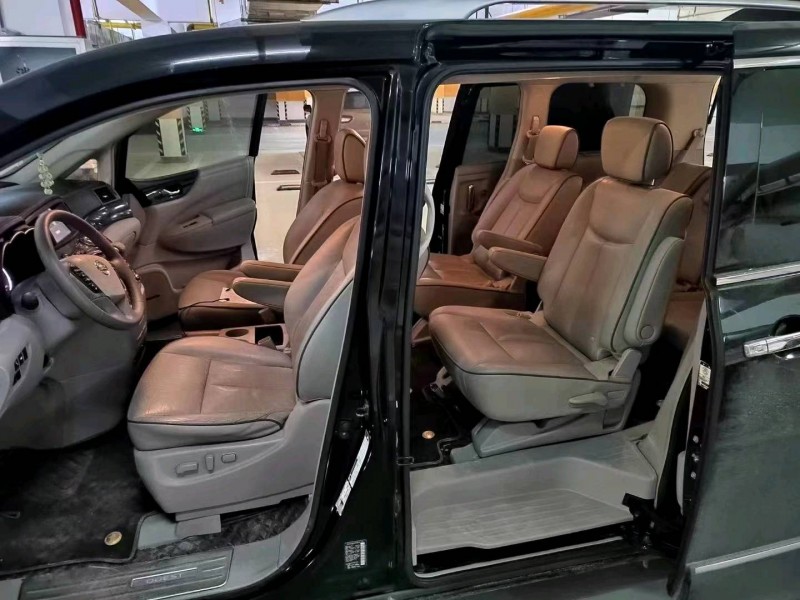 宜昌13年日产贵士4