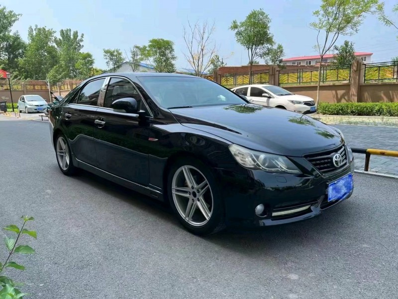 邯郸11年丰田锐志8