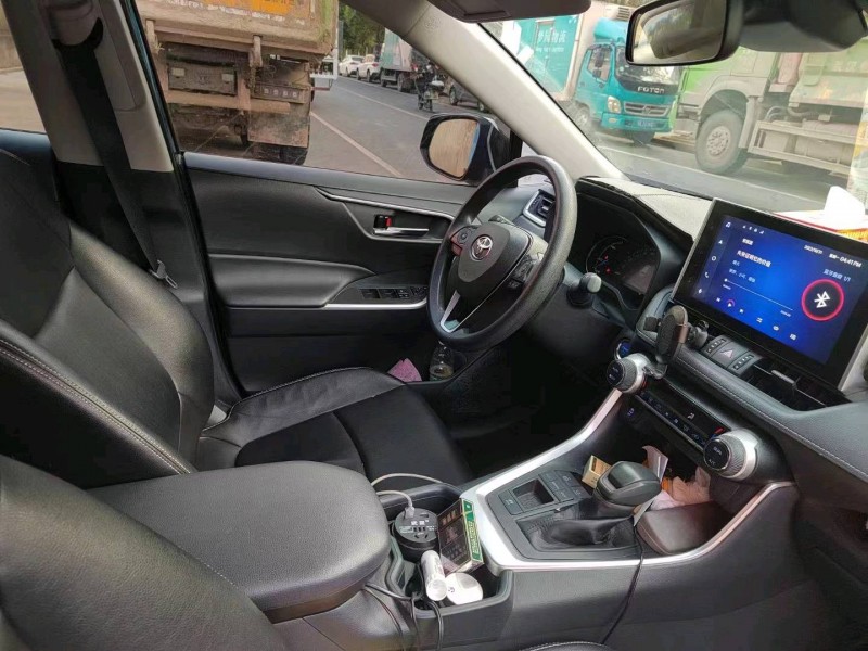 宜昌21年丰田RAV4荣放5