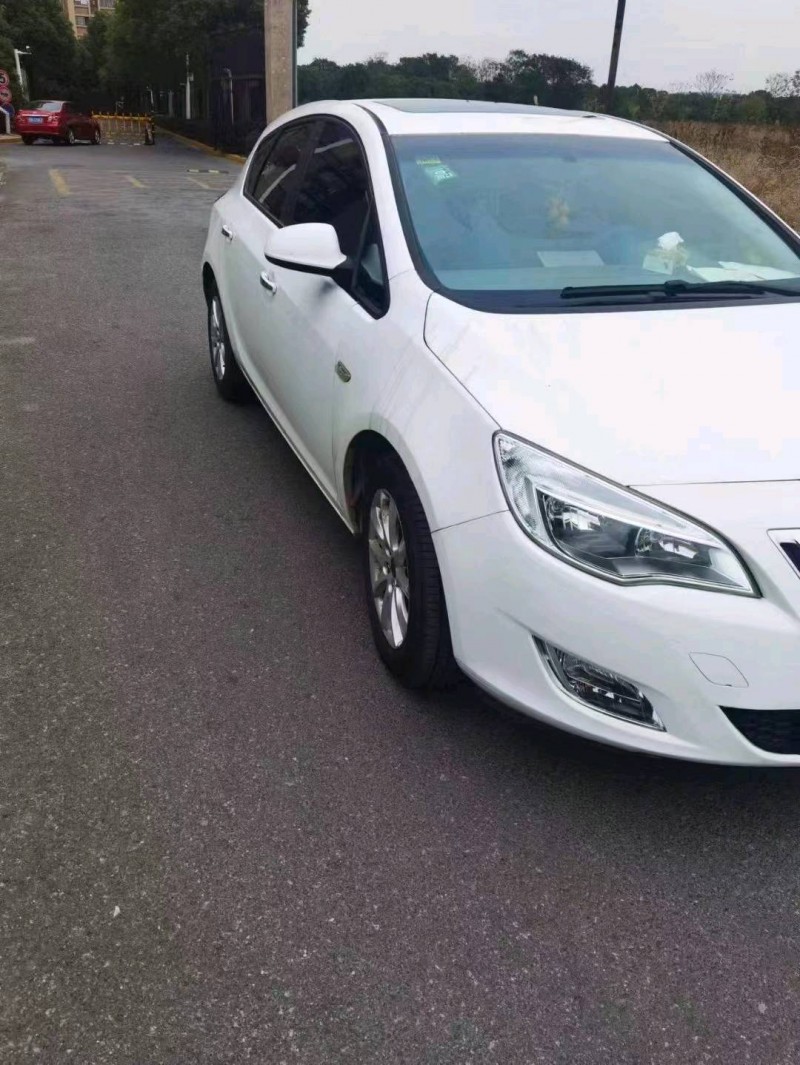 常州13年别克英朗7