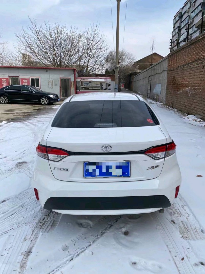 邯郸21年丰田雷凌2