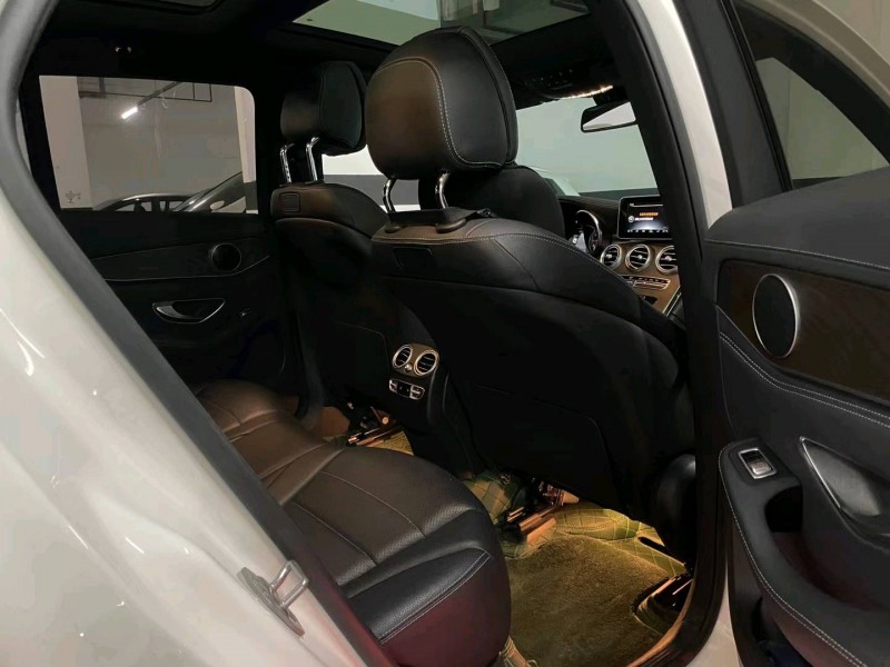 广州17年奔驰GLC7