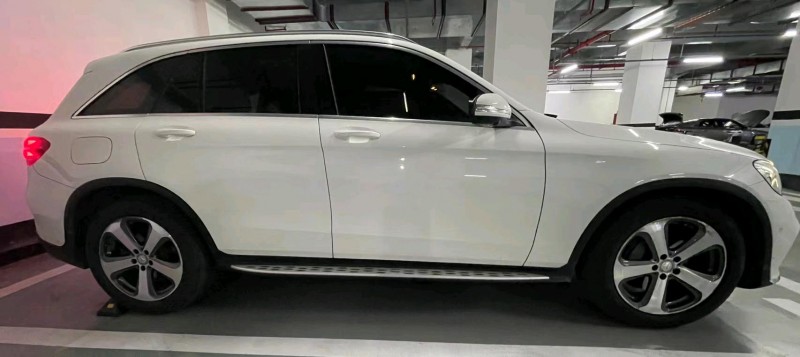 广州17年奔驰GLC8