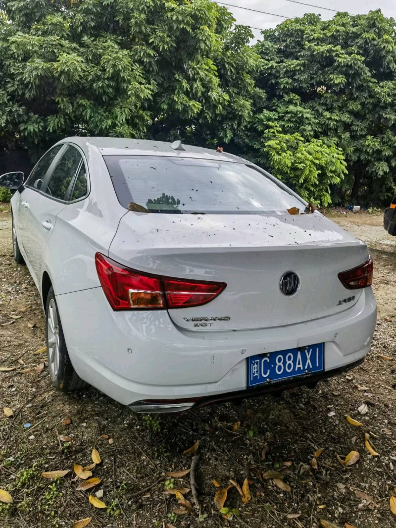 广州17年别克威朗4