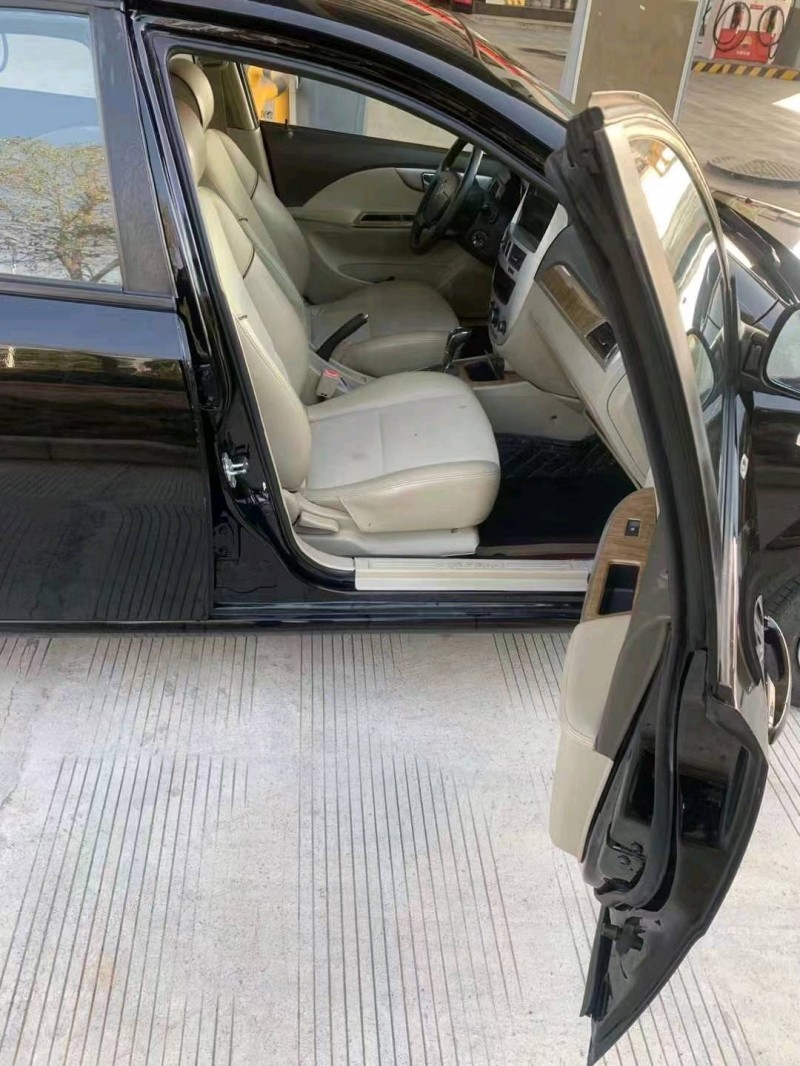 邵阳16年别克凯越4