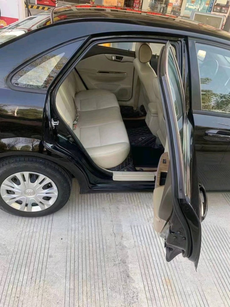 邵阳16年别克凯越6