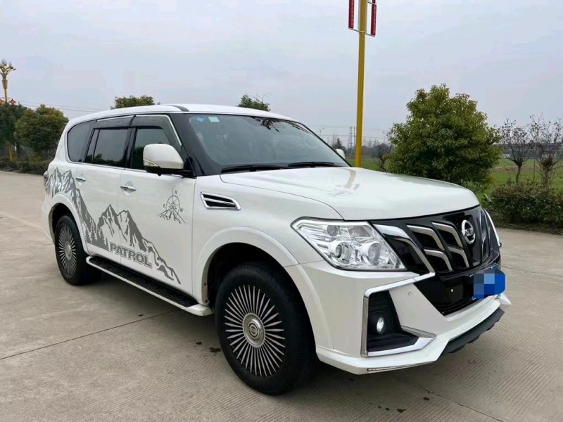 盐城19年日产途乐2