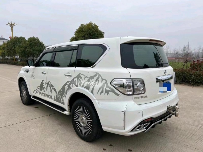 盐城19年日产途乐4