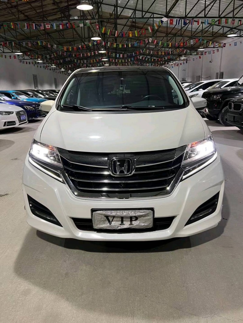 沈阳16年本田艾力绅1