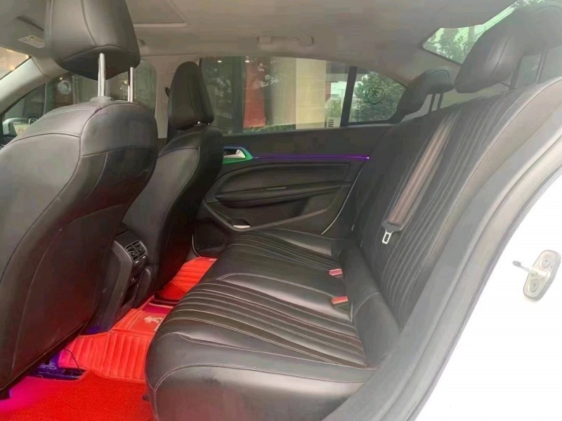 济南19年标致4084