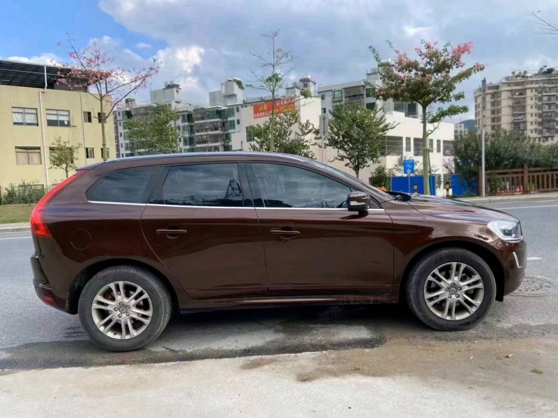 广州16年沃尔沃XC608