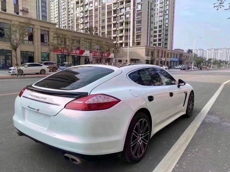 济南10年保时捷帕拉梅拉2