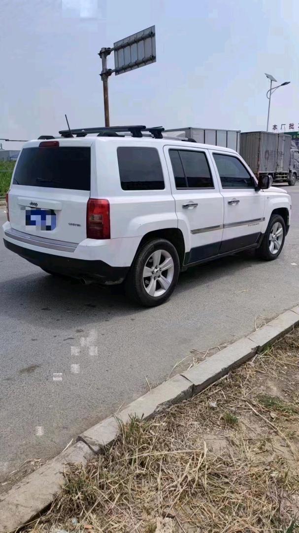 济南14年Jeep自由客4