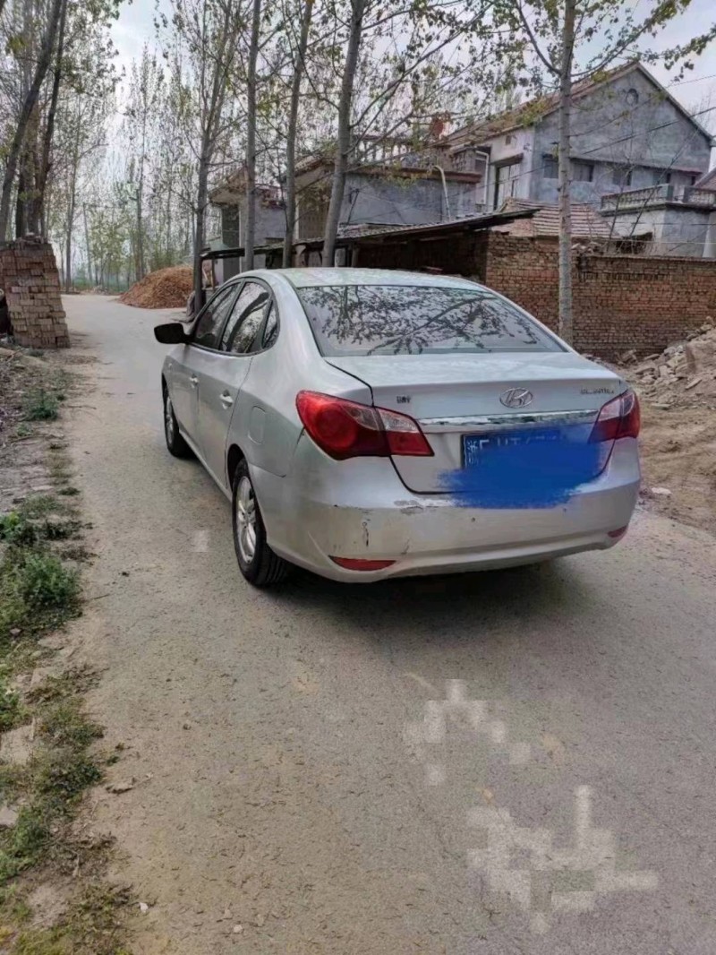 济南14年现代悦动5