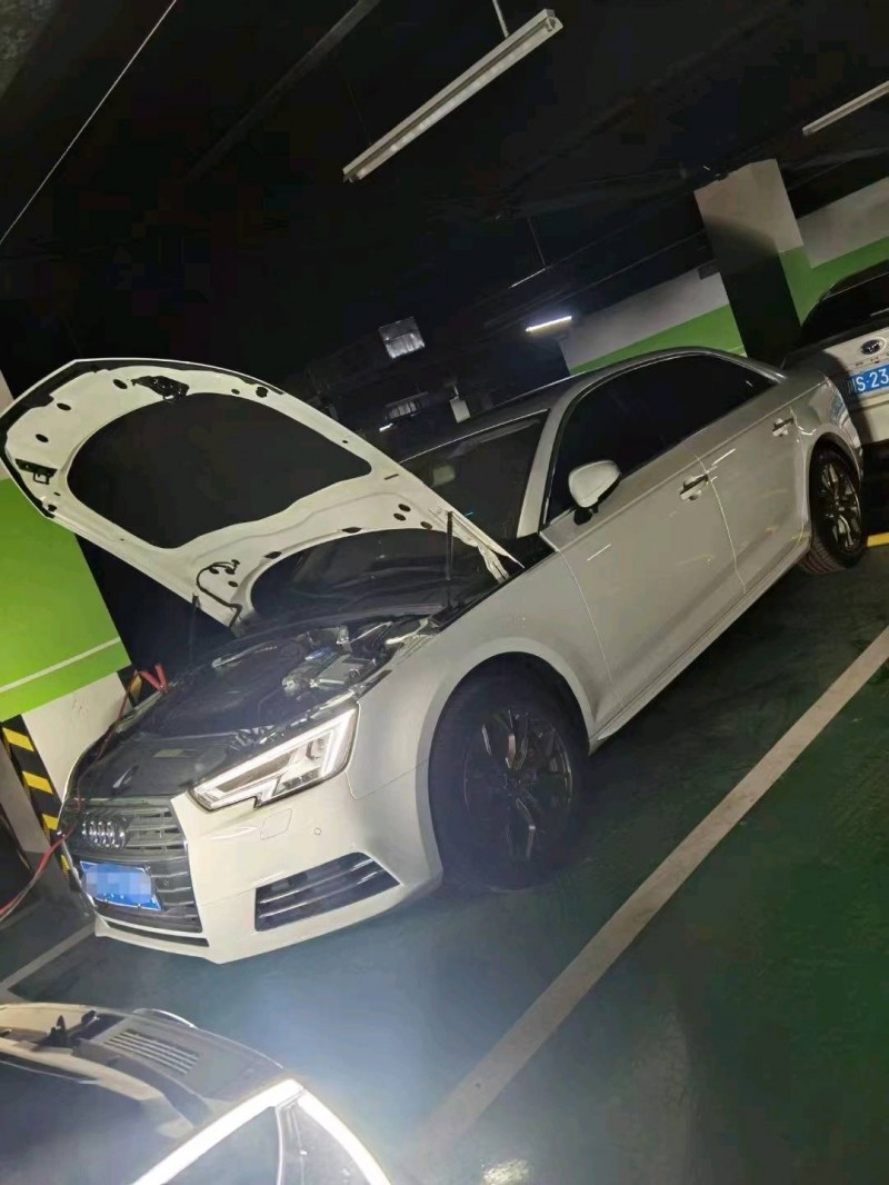 成都18年奥迪A4L2