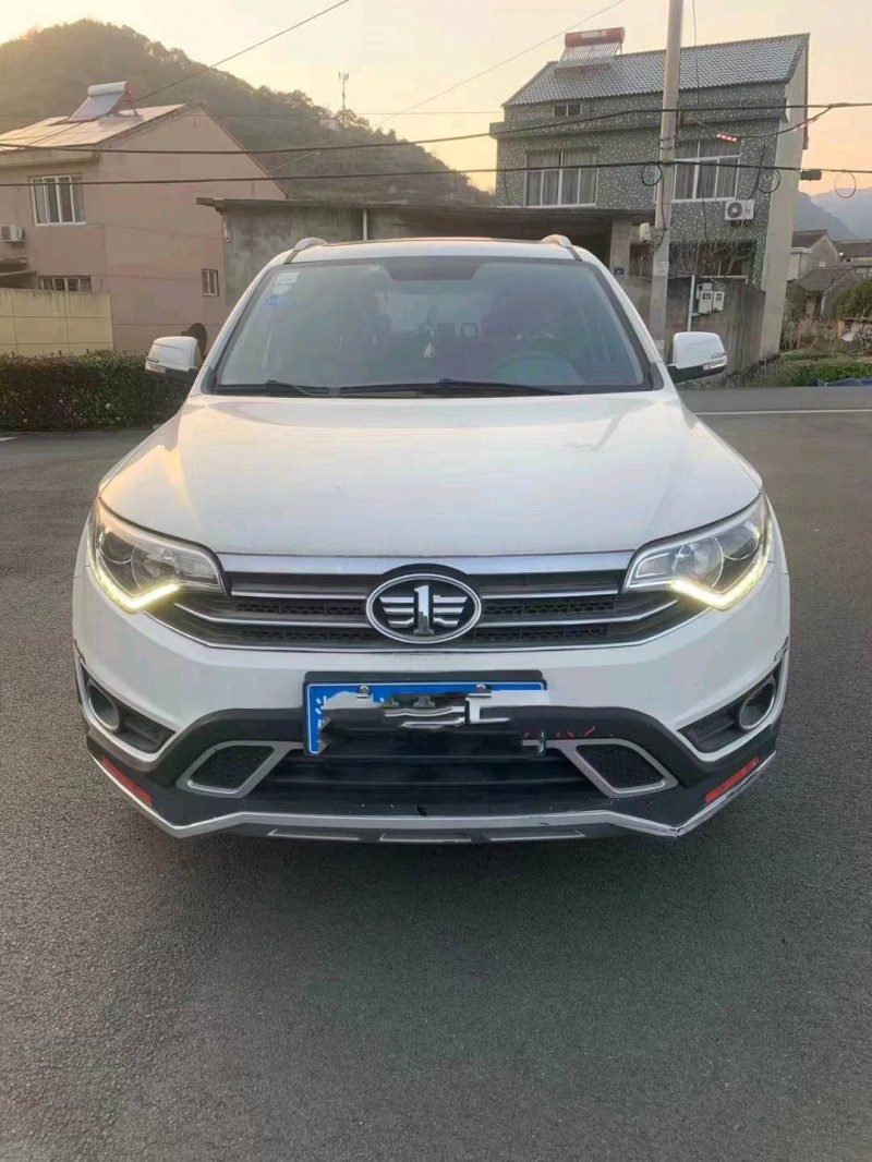 保定18年一汽森雅R76