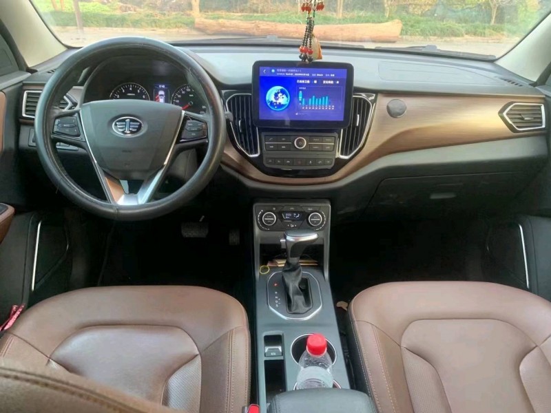 保定18年一汽森雅R74