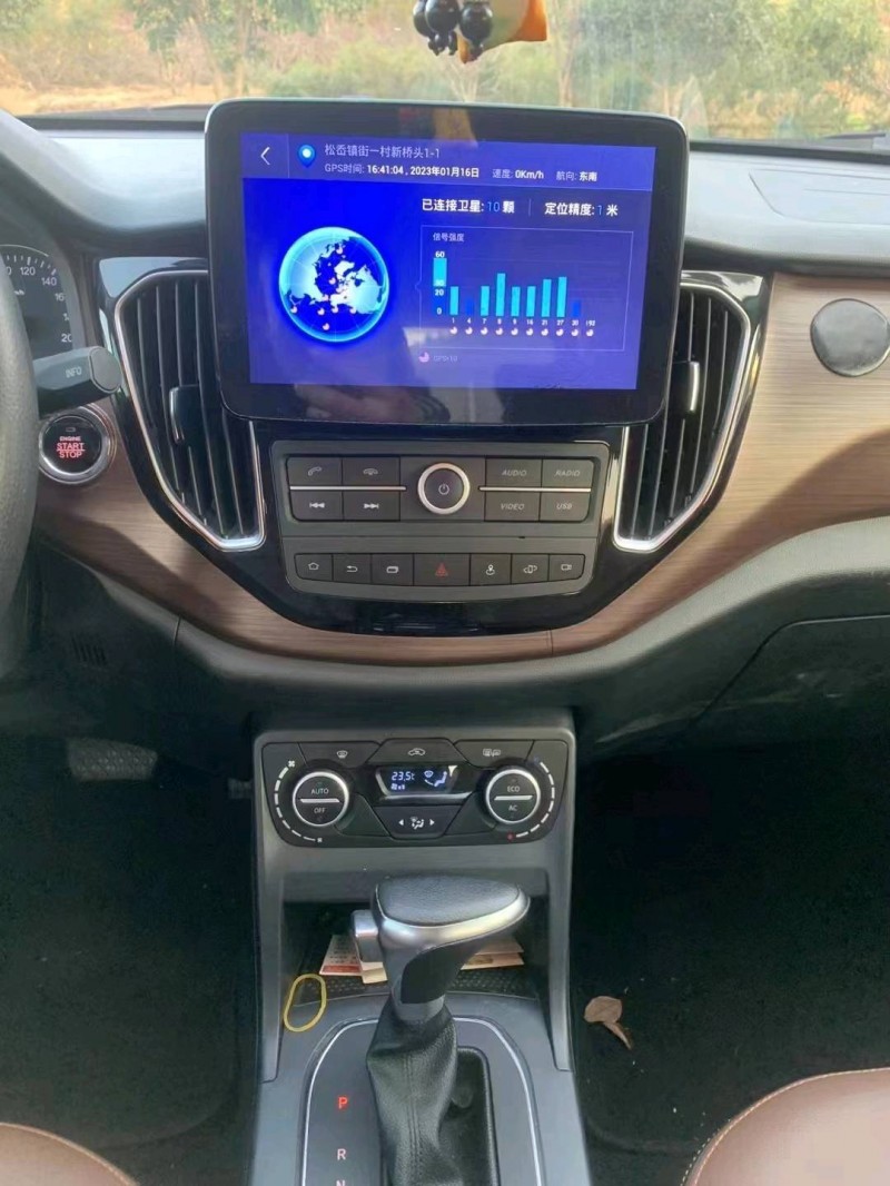 保定18年一汽森雅R73