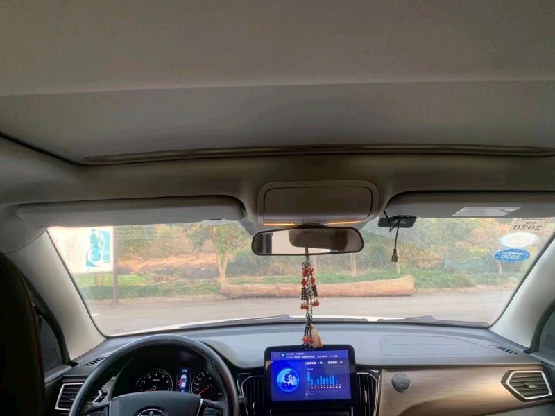 保定18年一汽森雅R71