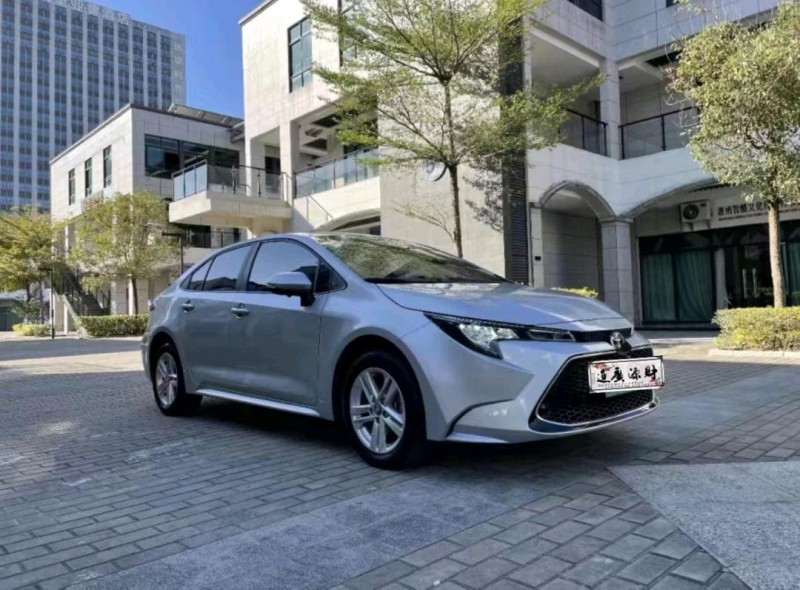 邯郸21年丰田雷凌2