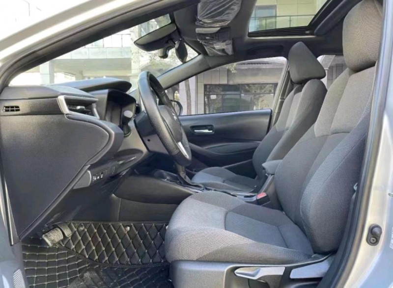 邯郸21年丰田雷凌8