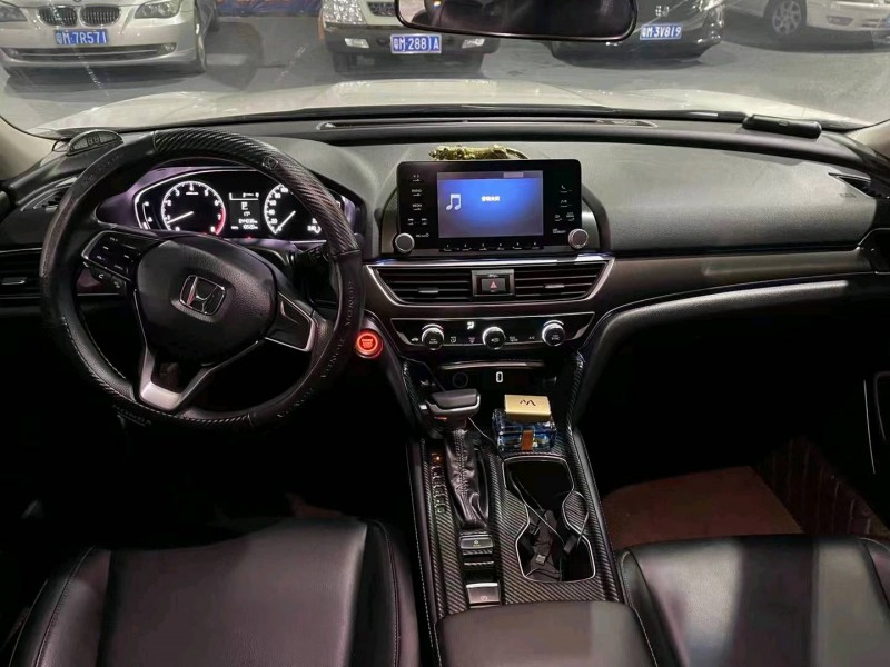 邯郸19年本田雅阁2