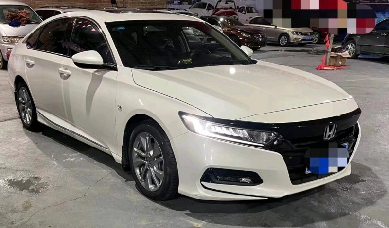 邯郸19年本田雅阁4