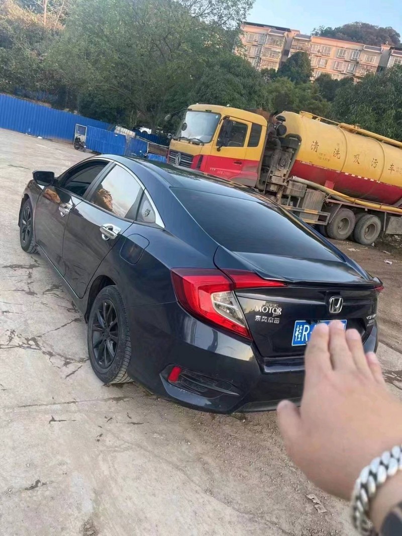 邯郸17年本田思域2