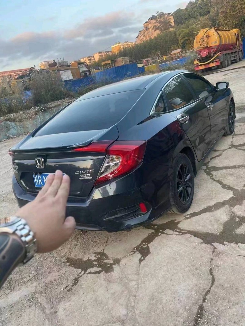 邯郸17年本田思域8