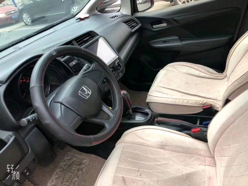 邢台18年本田飞度5