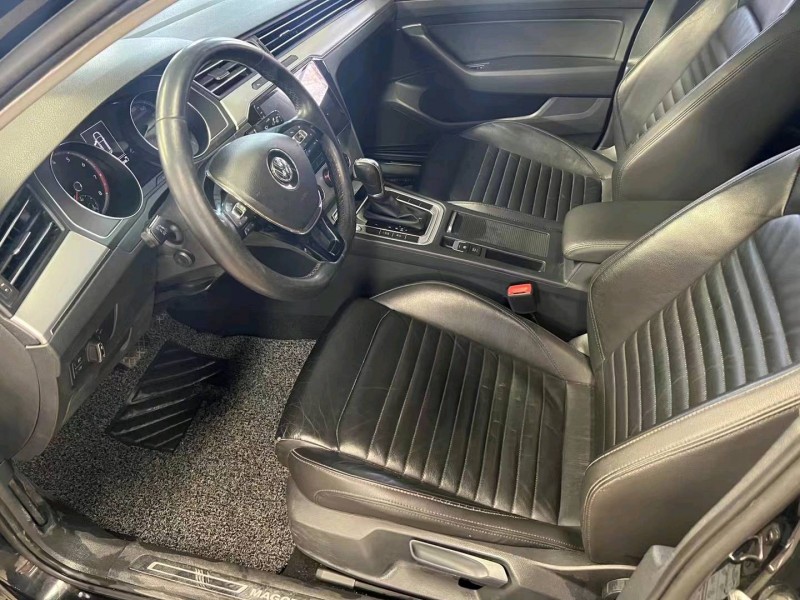 济宁18年大众迈腾4