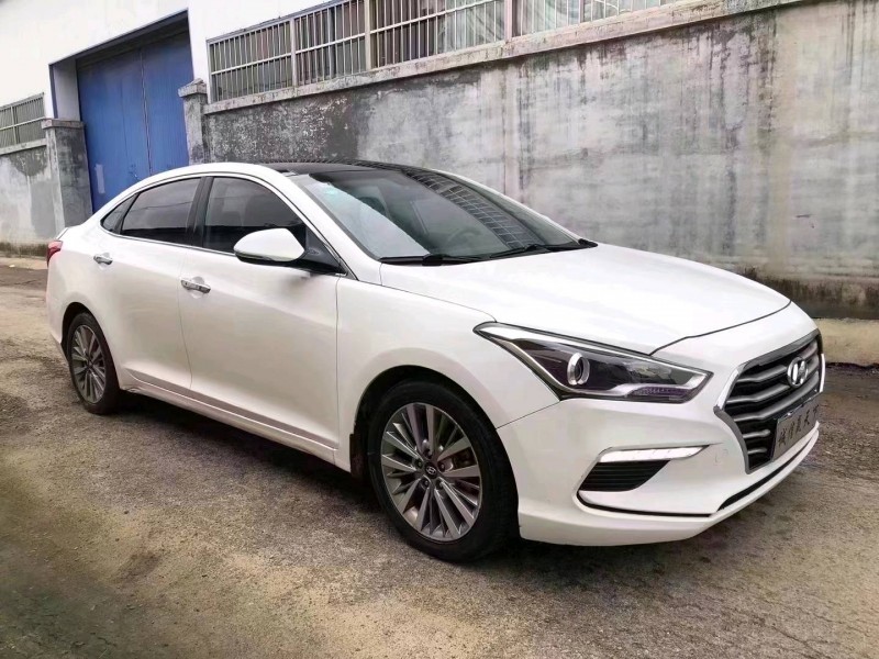 济宁17年现代名图8