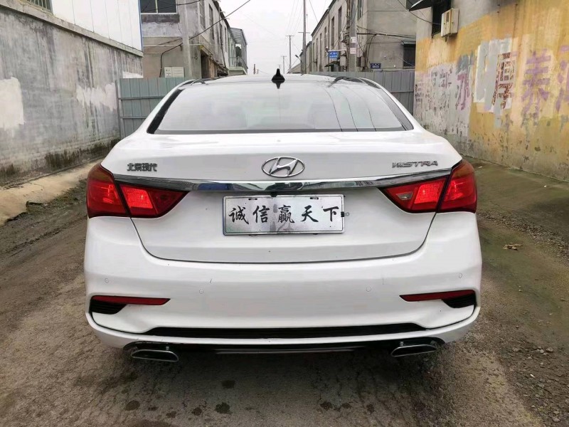 济宁17年现代名图1