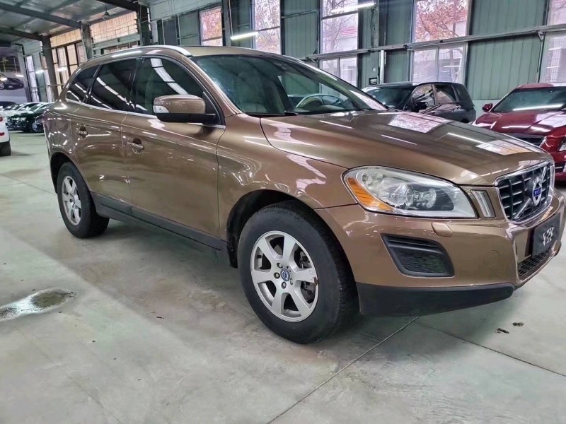 济宁11年沃尔沃XC602