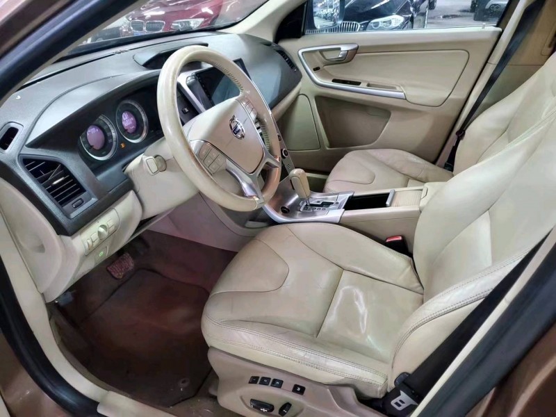 济宁11年沃尔沃XC604