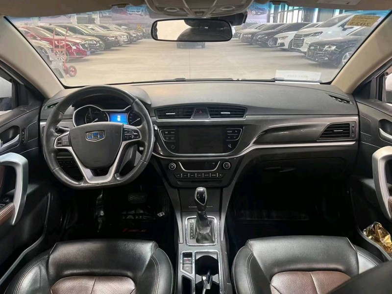 济宁17年吉利帝豪4