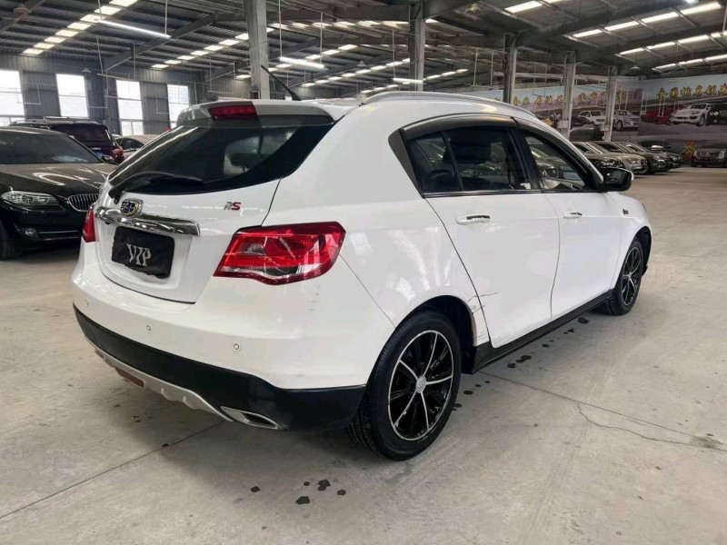 济宁17年吉利帝豪7