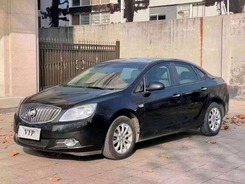 青岛15年别克英朗GT2