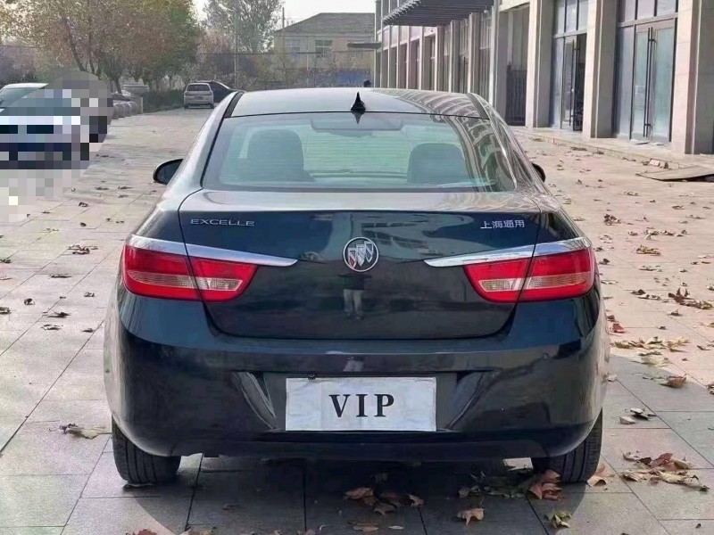 青岛15年别克英朗GT9