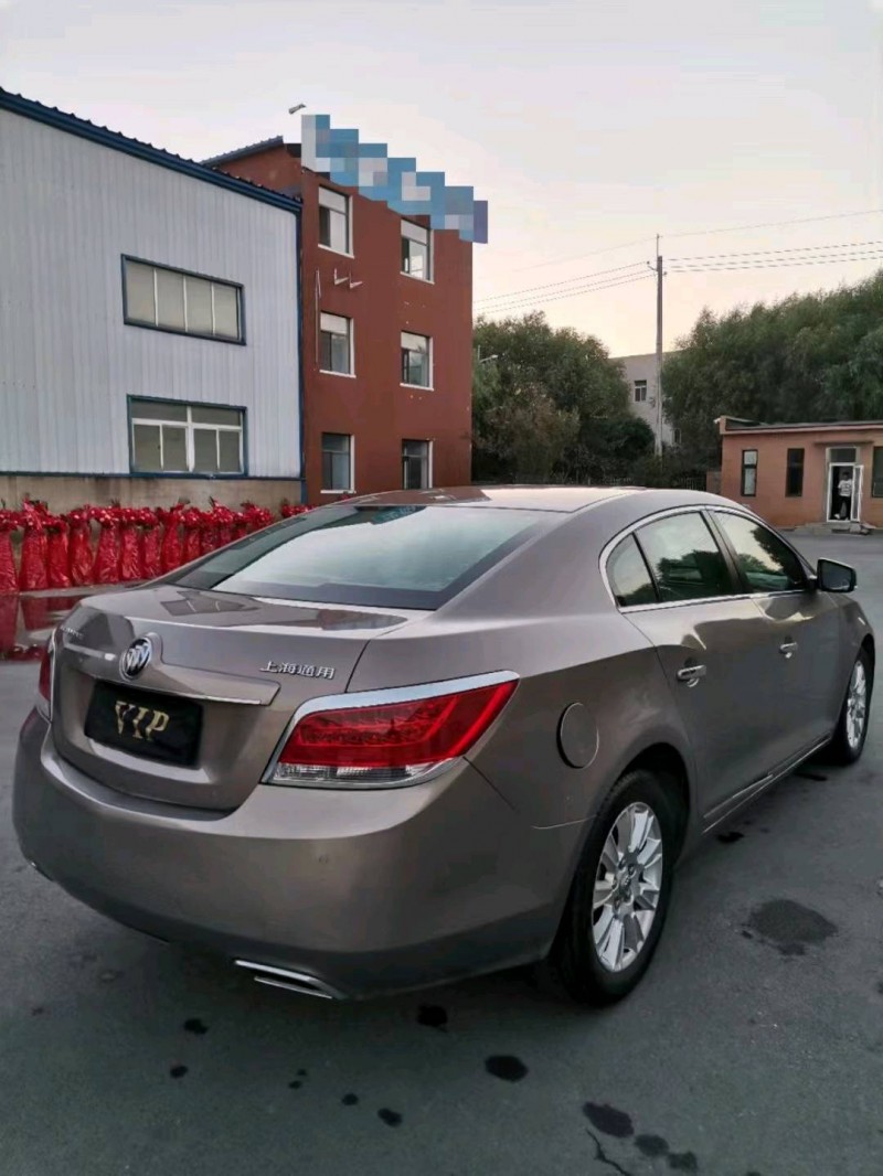 沈阳12年别克君越5