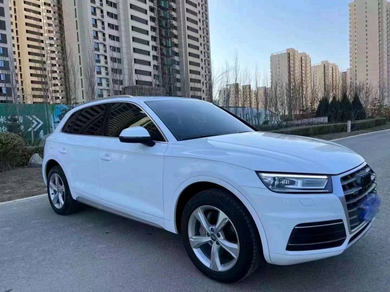 邯郸19年奥迪Q58