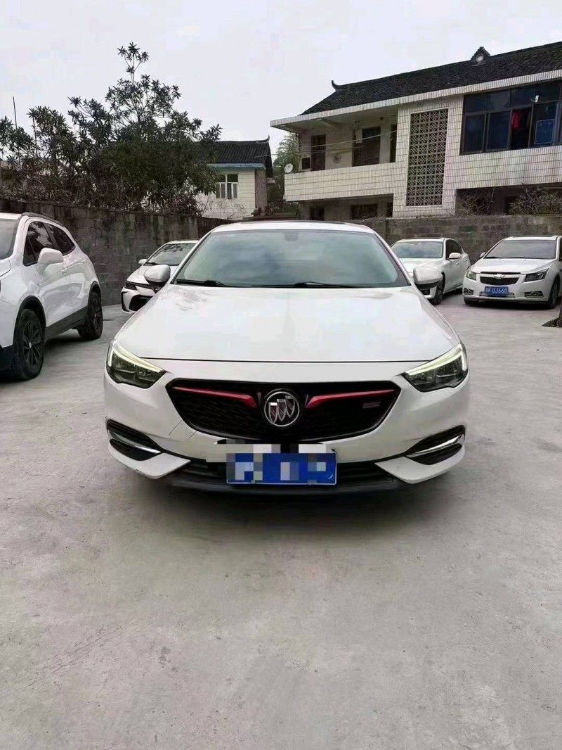 邢台18年别克君威1