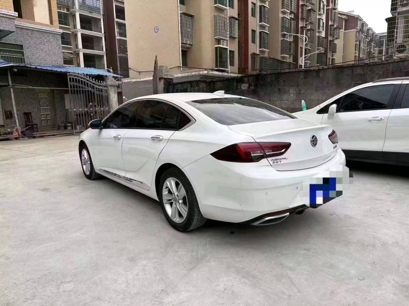 邢台18年别克君威5