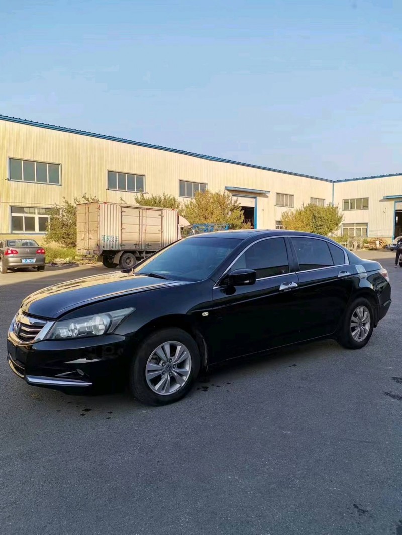 沈阳12年本田雅阁5