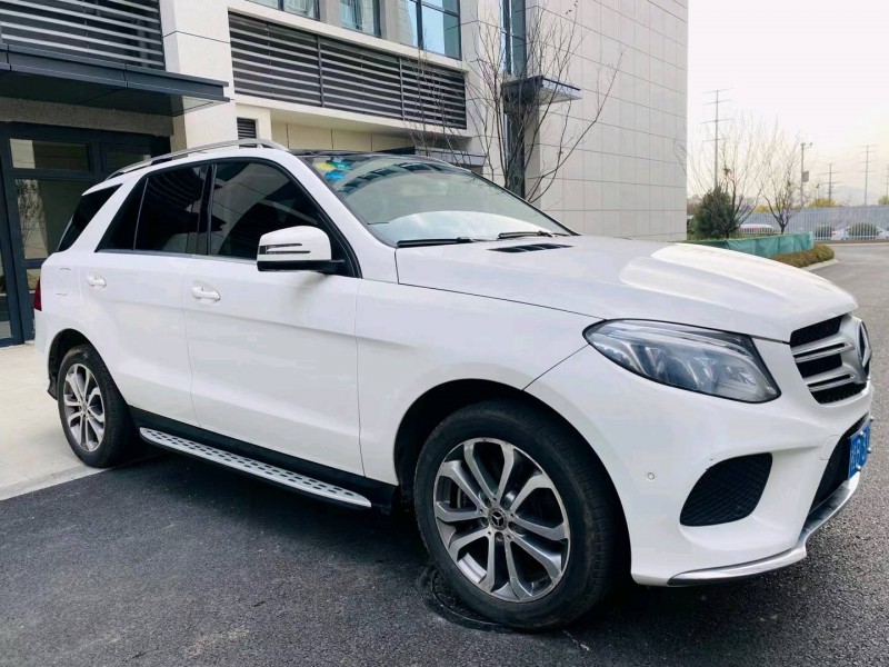 青岛17年奔驰GLE3