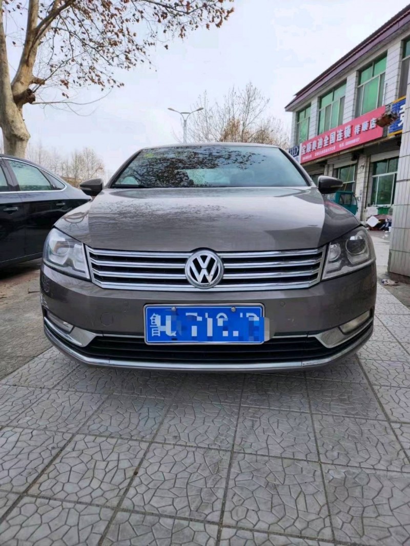 枣庄13年大众迈腾8