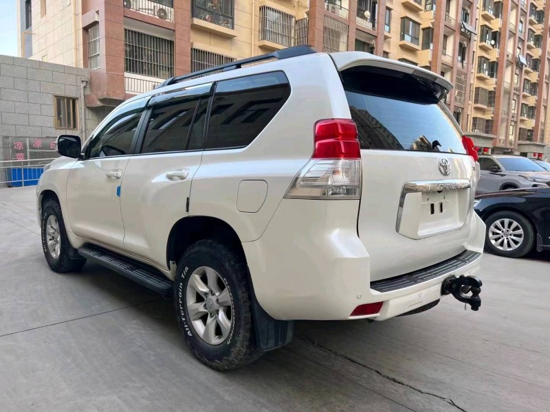 邯郸13年丰田普拉多8