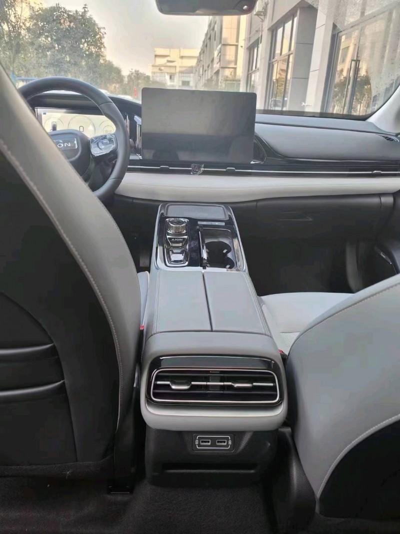 北京23年传祺埃安6